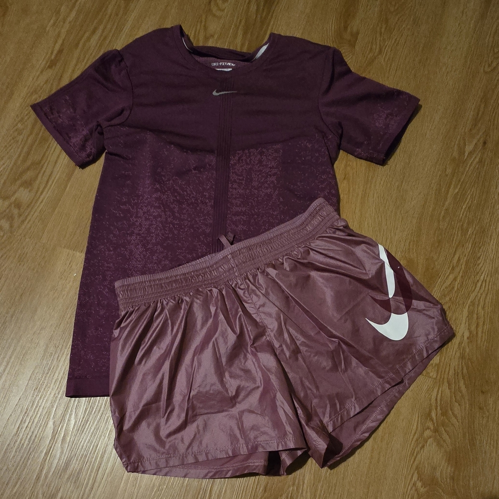 Nike Purple Athletic Set